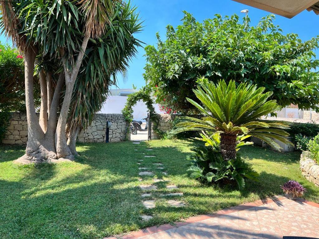 Casa Migliorisi A Marina Di Ragusa Per Vacanze Luaran gambar