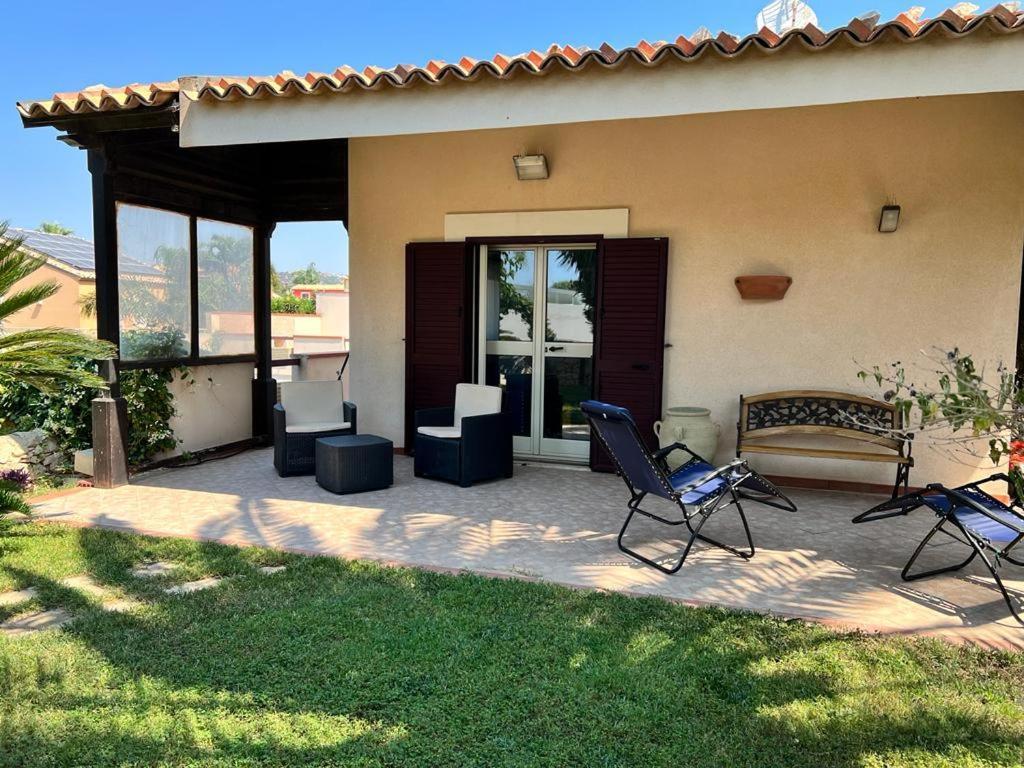 Casa Migliorisi A Marina Di Ragusa Per Vacanze Luaran gambar